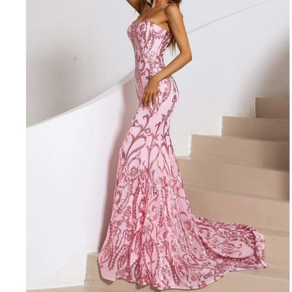 Pink Formal Maxi Dress with tail - Picture 7 of 15
